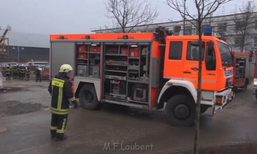 LKW in Rohbau Haus gefahren Huerth Argeles Sur Merstr TK P26.jpg